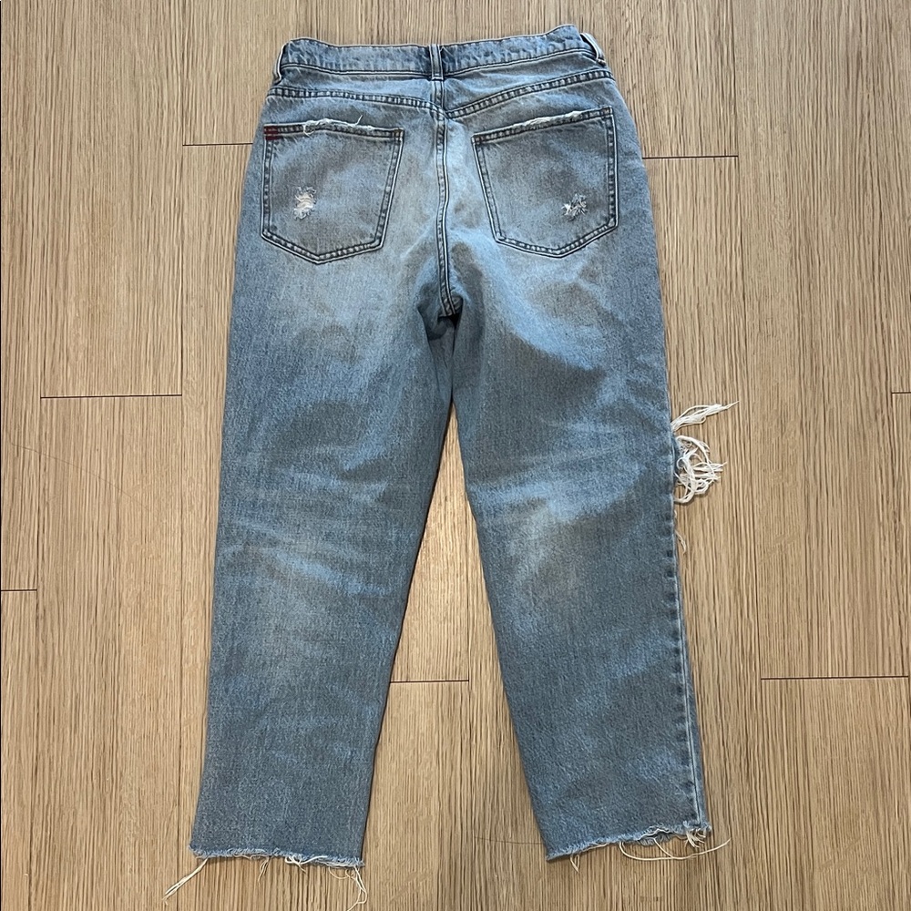 BDG Size 29 Distressed Blue Jeans - Picture 6 of 6